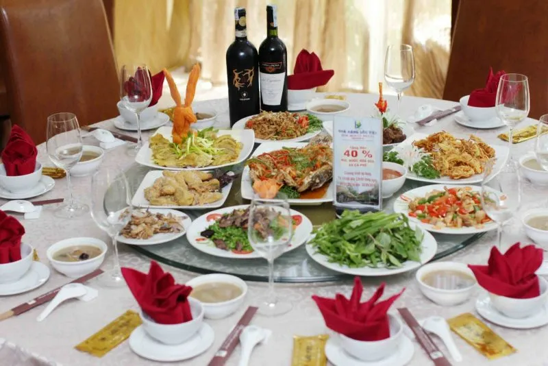 Ý nghĩa của thực đơn tiệc cưới truyền thống