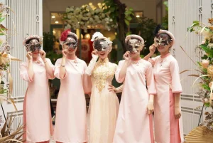 Lựa Chọn Người Bưng Quả Thế Nào: Hướng Dẫn Chi Tiết Cho Ngày Ăn Hỏi